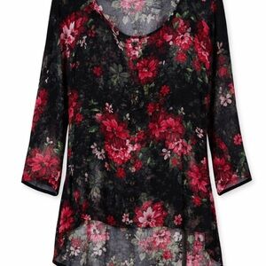 Torrid Floral High-Low Blouse (Size 1)